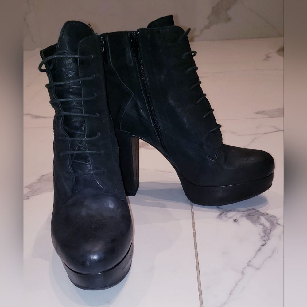 Billi Bi Booties - Picture 3 of 6